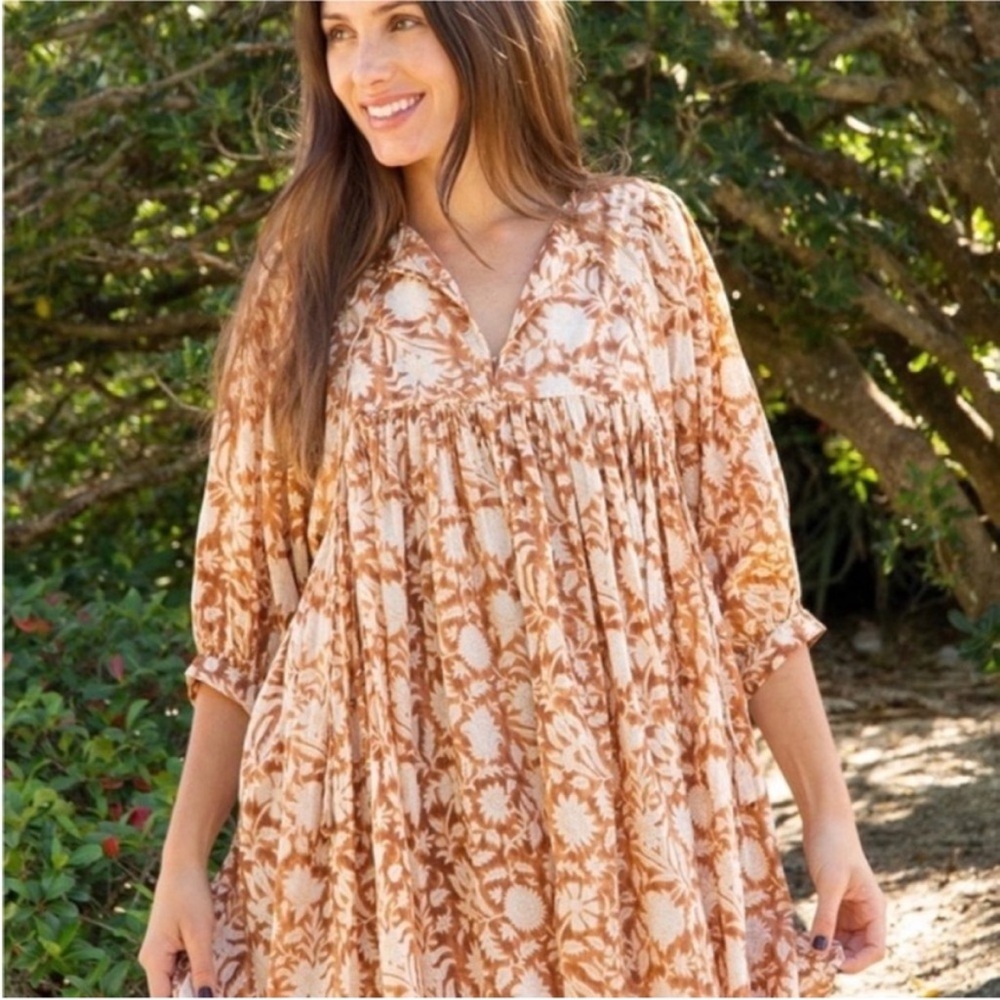 Natural Life Aimee Oversized Boho Mini Floral Vine Dress Tan White Size Small